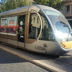 Bed & Breakfast Seaside Tram Haven: Budget-friendly With Kitchen And Views