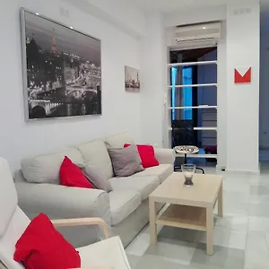Centrico Con Patio Privado Sevilha