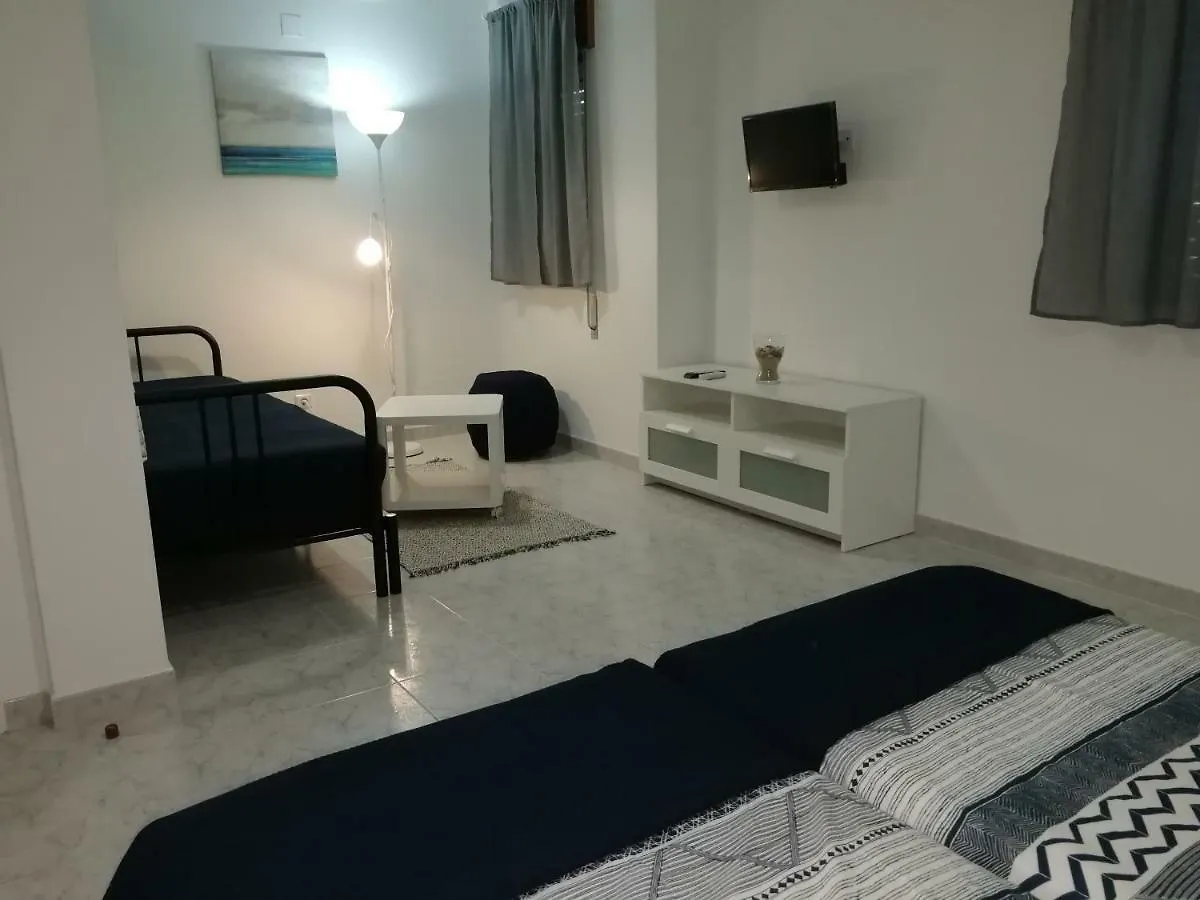 Ocean'S 7 - Lagos Guest House 포르투갈