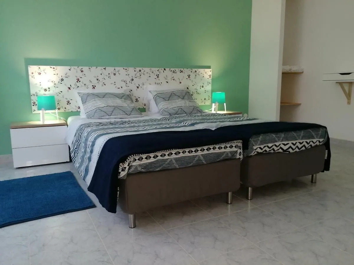 Ocean'S 7 - Lagos Guest House